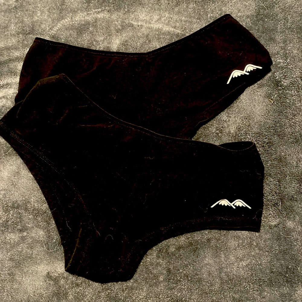 Twin peaks shorties